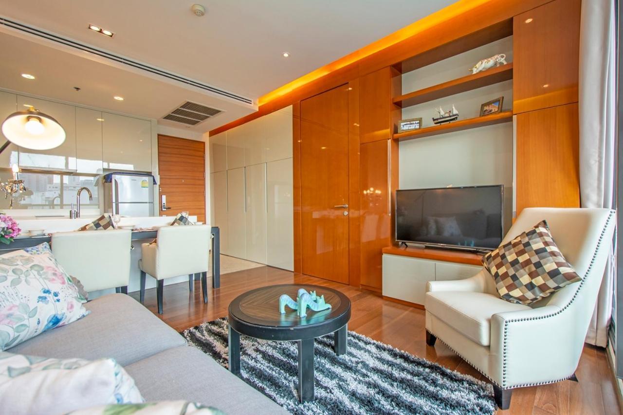 Luxury 1Bed 1Bath 300M Bts Phrom Phong, Emporium Emsphere Emquartier Bangkok Exterior photo